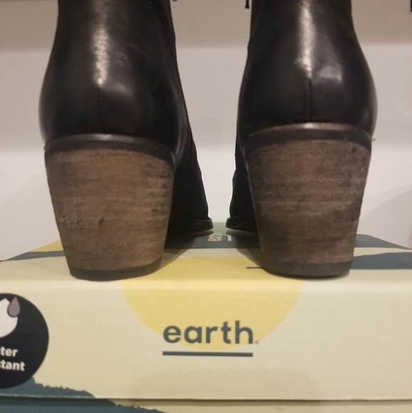 Earth Ralston Boot - Picture 8 of 8